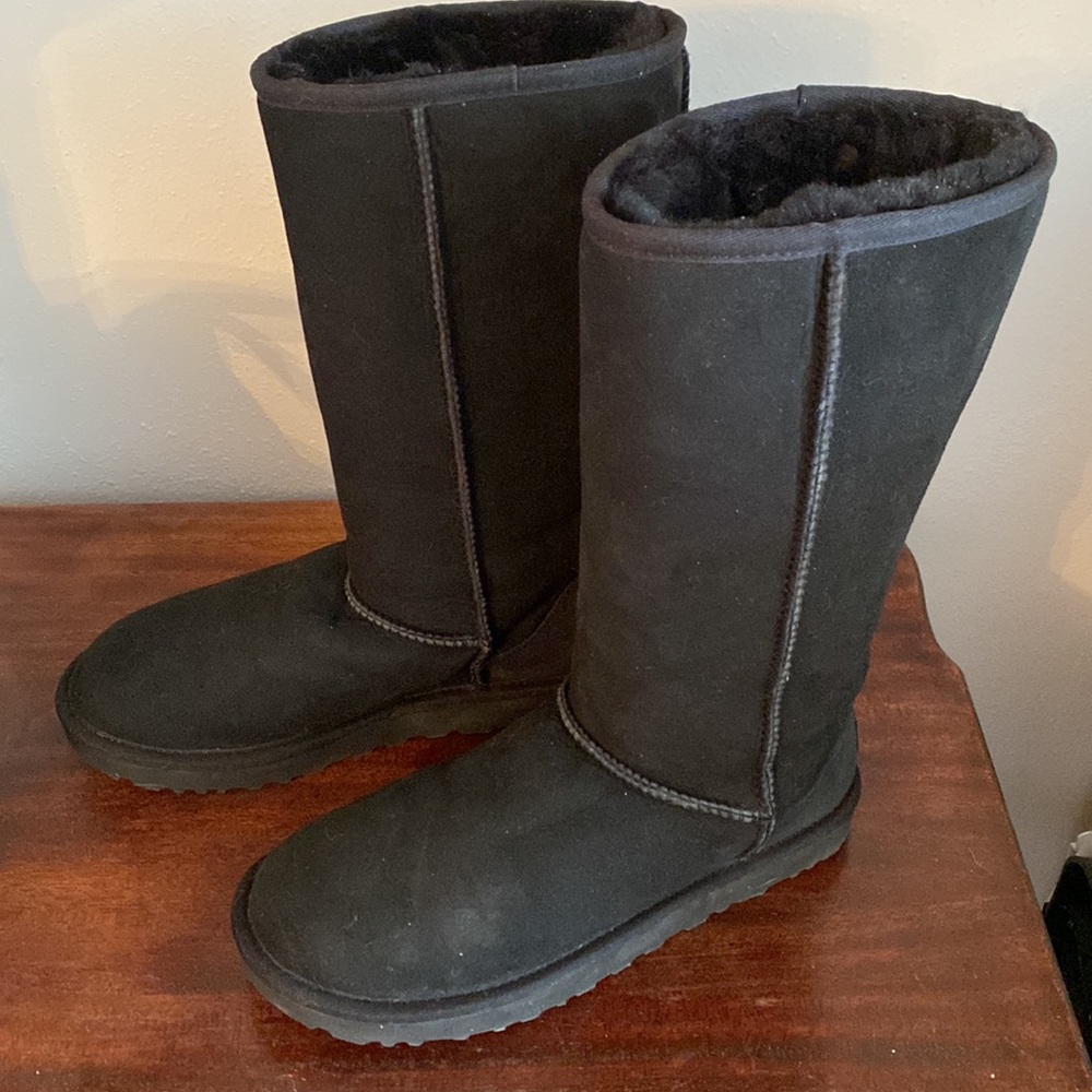 Uggs tall black